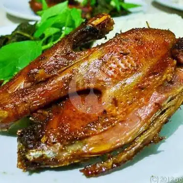 Gambar Makanan Pecel Ayam & Lele Guyang Lidah Soto Lamongan Gugah Selera, Sholeh Iskandar 7
