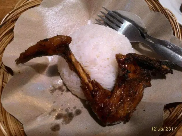 Gambar Makanan Ayam Bakar Cendrawasih 16