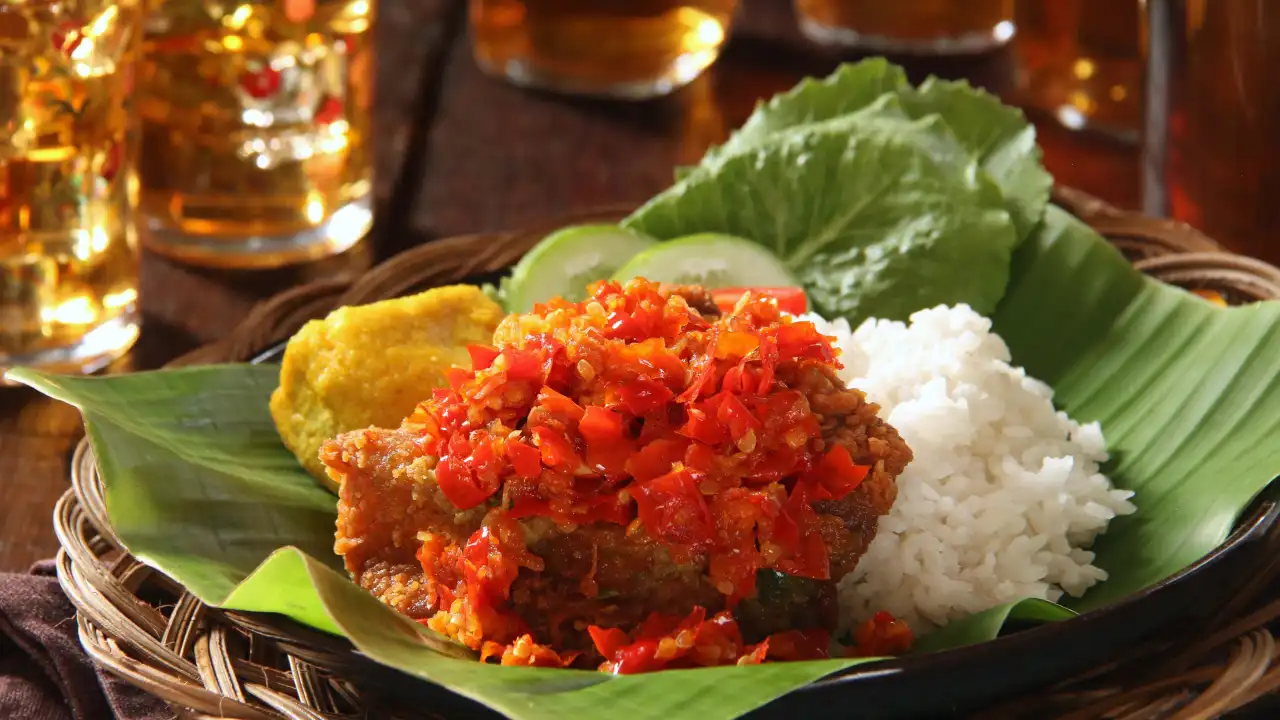 Kedai Tutik Ayam Penyet