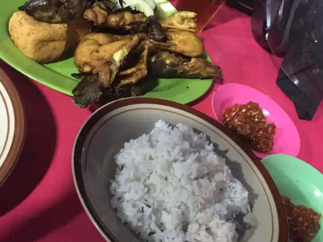 Gambar Makanan Sambel Setan Bu Mut 19