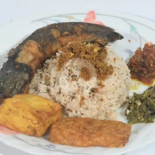 Gambar Makanan Nasi Liwet Ibu Nur 13