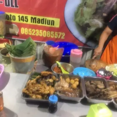 Nasi Pecel Sri Tanjung