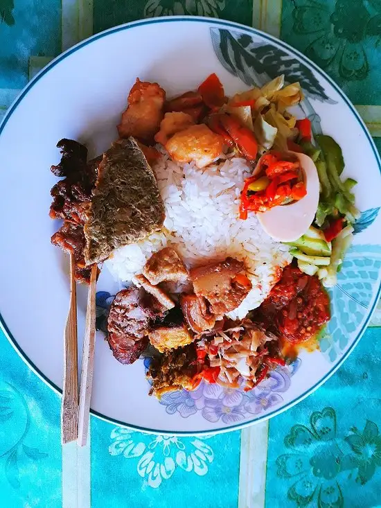 Warung Makan Bu Dewa