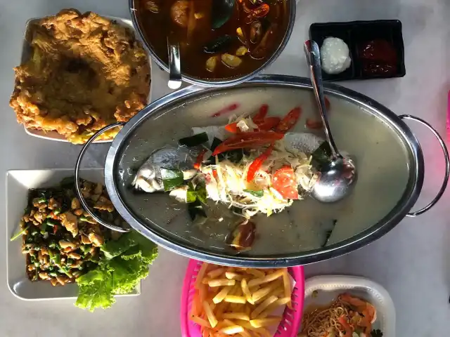 Samsi Cafe Food Photo 2