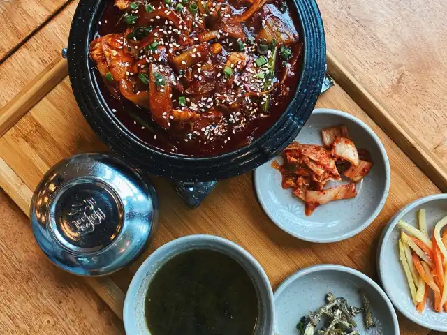 Oiso Korean Traditional Cuisine & Cafe Food Photo 10