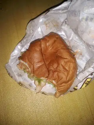 Burger Leleh Felda Trolak Selatan