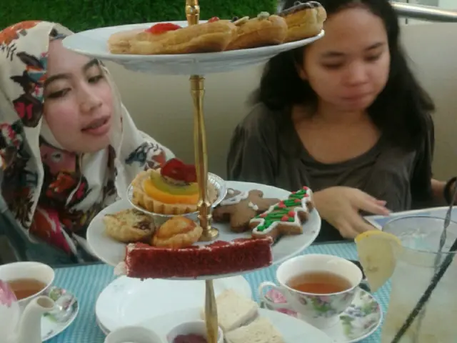 Gambar Makanan Lady Alice Tea Room 9