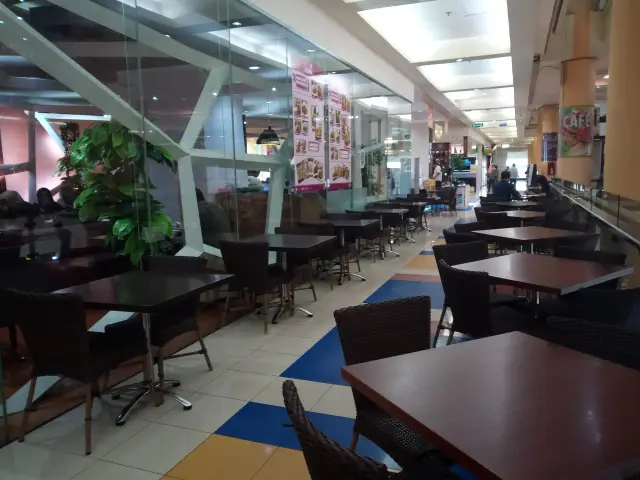 Gambar Makanan Solaria 11