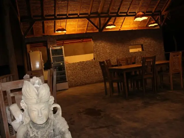 Gambar Makanan Warung Bukit Pemuteran 18