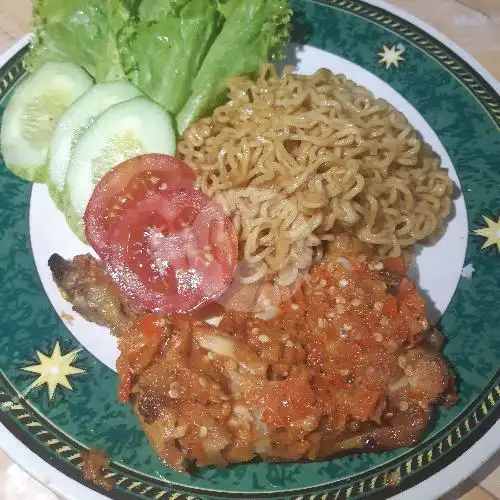 Gambar Makanan Warung Nasi Mbak Ar - Penjaringan 15