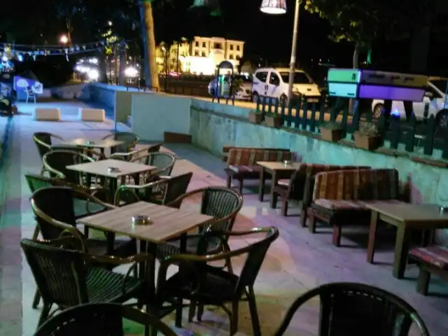 Komşu Cafe