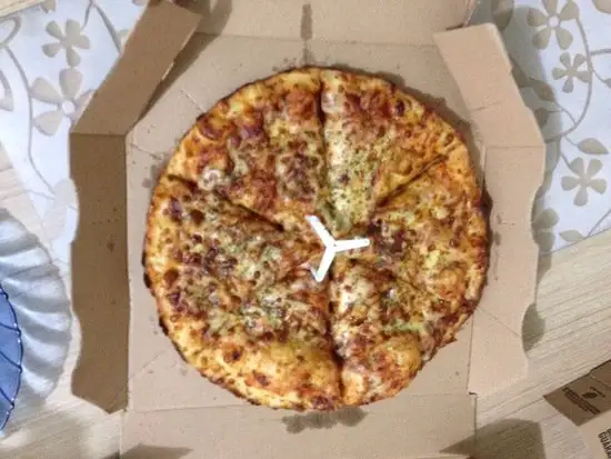 Gambar Makanan Domino's Pizza 8