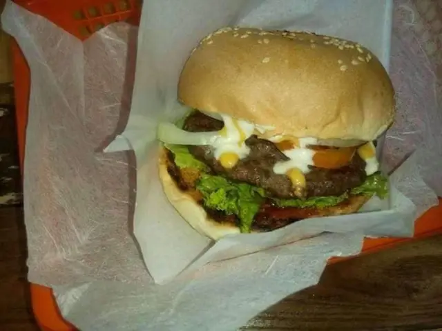 Burger Tank Food Photo 12
