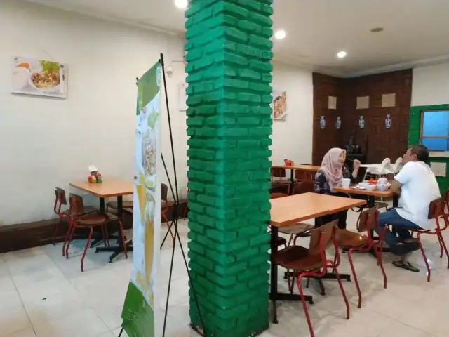 Gambar Makanan Mie Ceker Bandung 13