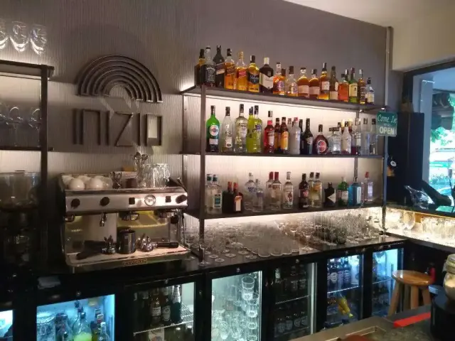 İnizio Cocktail & Kitchen'nin yemek ve ambiyans fotoğrafları 15