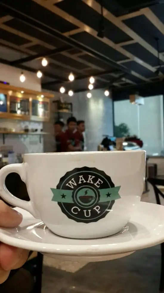 Gambar Makanan Wake Cup Bellagio Boutique Mall 7