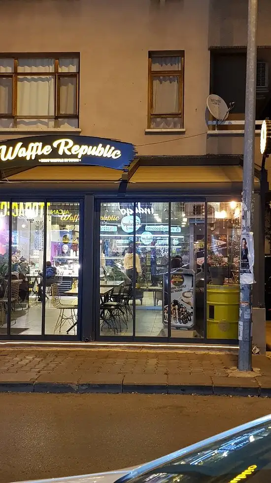 Waffle Republic'nin yemek ve ambiyans fotoğrafları 17