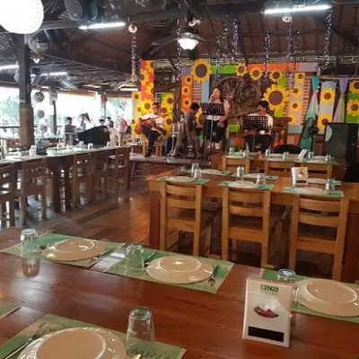 Ciudad Elmina Restaurant