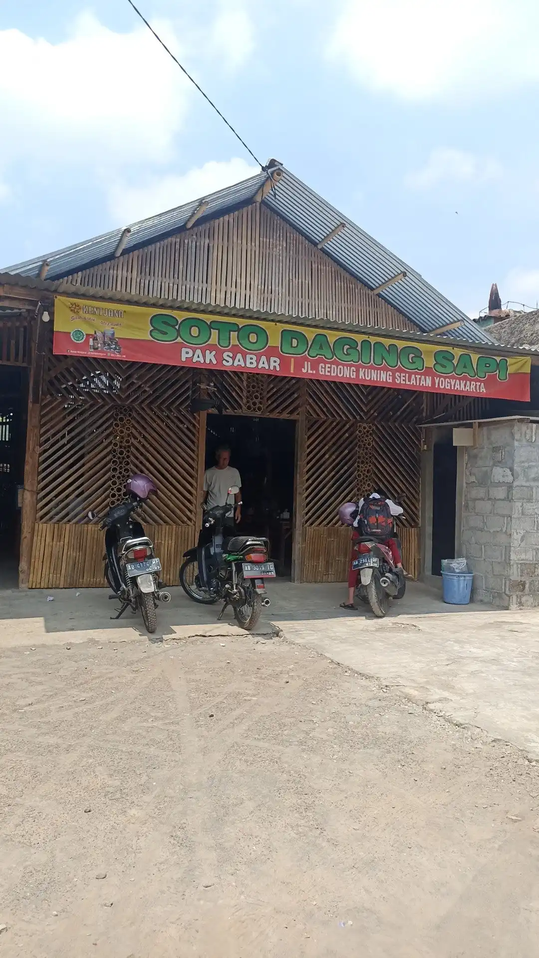 Soto Daging Sapi Pak Sabar