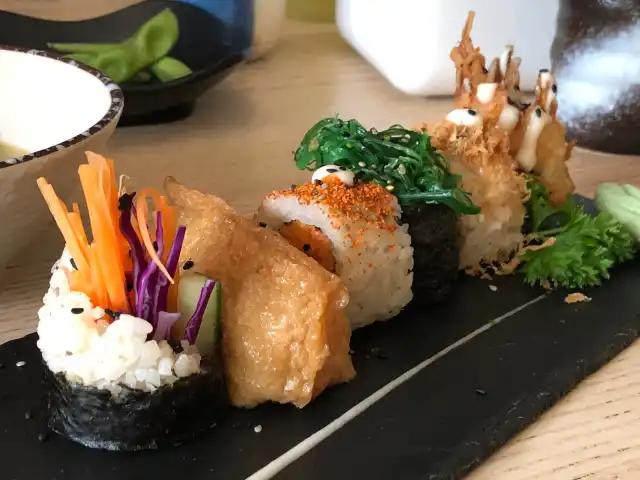 Sushi Kitchen Food Photo 2