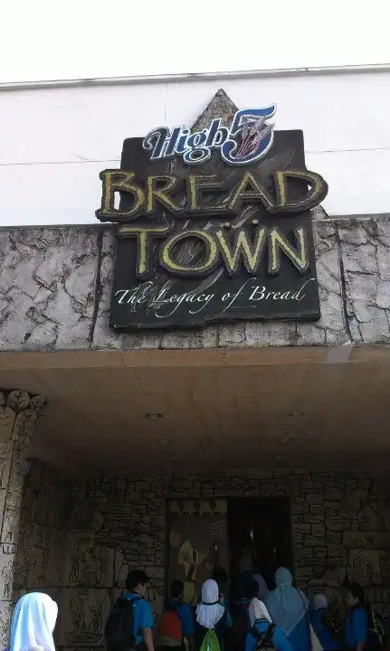 High5 Bread Town Food Photo 8