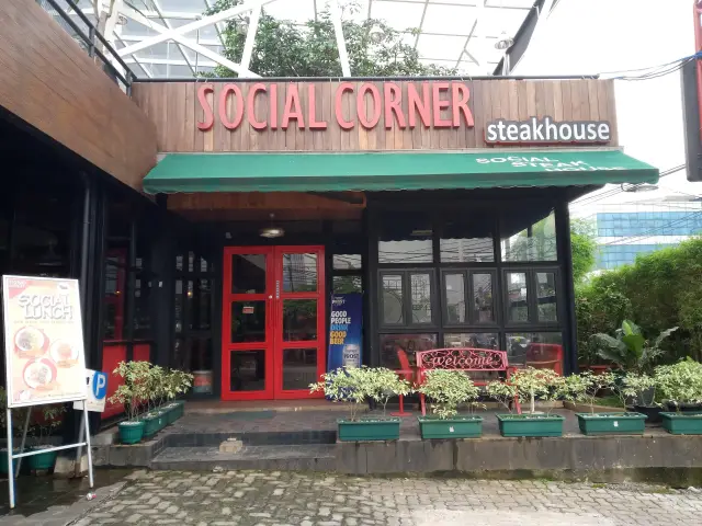Gambar Makanan Social Corner Steakhouse 5