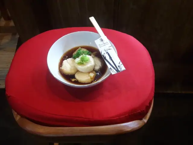 Gambar Makanan Tirai Bambu Japanese Dining & Sushi Bar 13