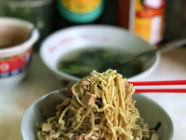 Gambar Makanan Mie Ayam Pak Kumis 11