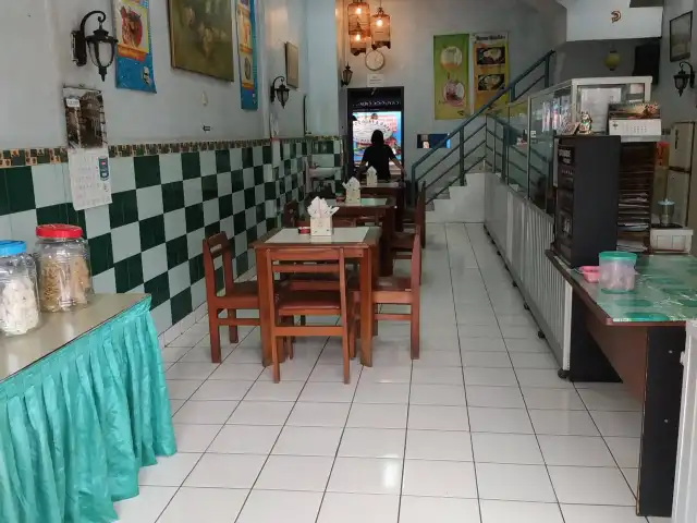 Gambar Makanan Food Court Cafe Kalimas 9