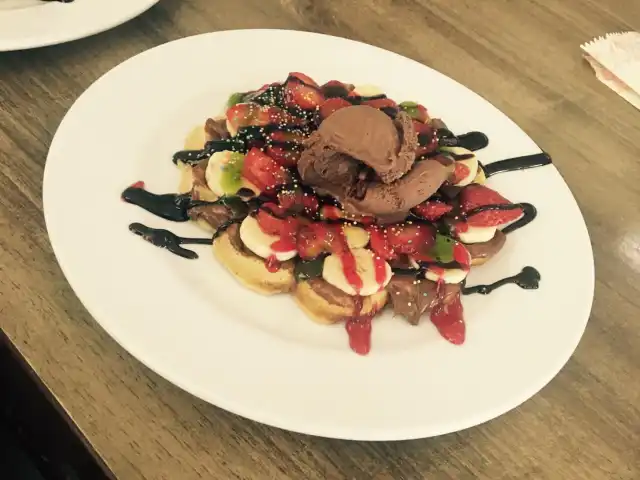 Eylül Waffle Cafe'nin yemek ve ambiyans fotoğrafları 14