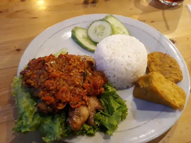 Gambar Makanan Ayam Jerit 14