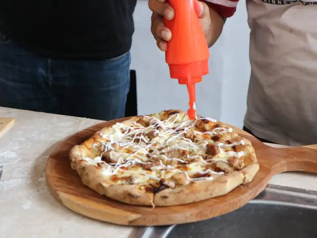 Gambar Makanan Pizza Napoli Mas 6