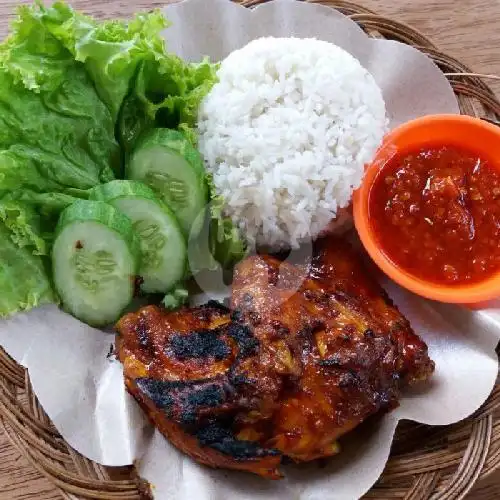 Gambar Makanan Ayam Bakar Ibu Hesty 5