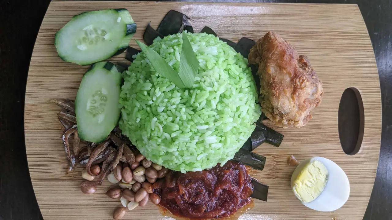 Nasi Lemak Hj. Zaini (Wangsamaju) by sBRJ