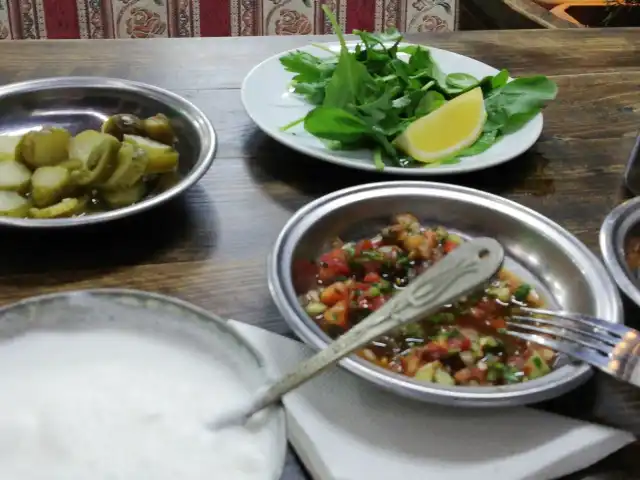 Yaka Mangal Sofrasi'nin yemek ve ambiyans fotoğrafları 9