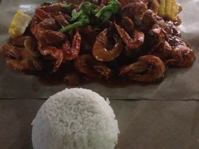 Nilai Shell Out Food Photo 5