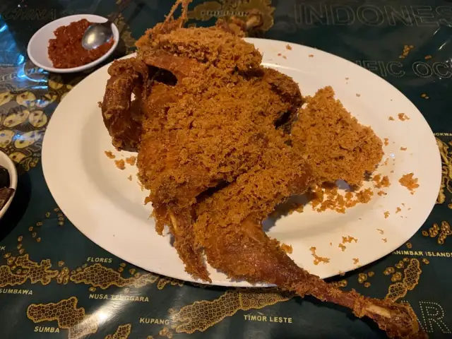 Gambar Makanan Ayam Goreng Ny Suharti 1