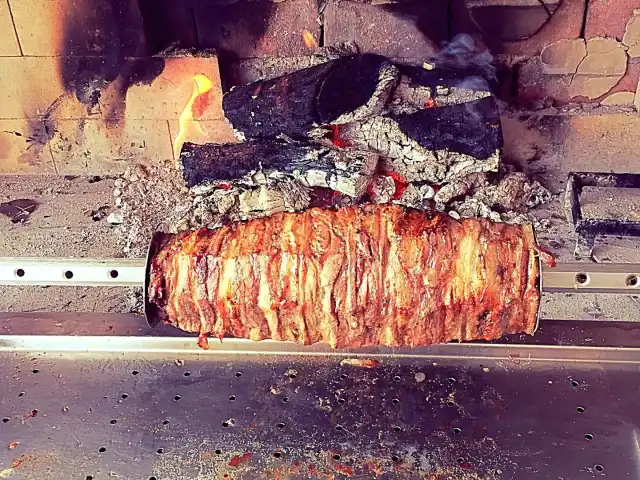 Kara Mehmet çağ kebapı'nin yemek ve ambiyans fotoğrafları 4