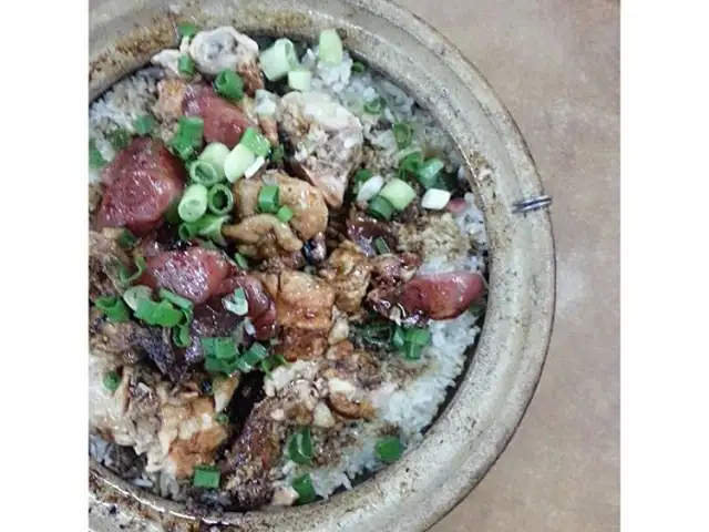 Heng Kee Claypot Chicken Rice Food Photo 3