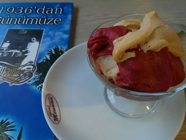 Mennan Dondurma & Sütlü Tatlilari'nin yemek ve ambiyans fotoğrafları 6