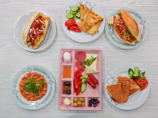 Susam Sokağı Fast Food & Cafe'nin yemek ve ambiyans fotoğrafları 1