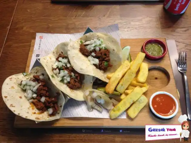 Taco Hut'nin yemek ve ambiyans fotoğrafları 11