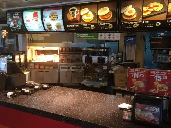 McDonald's'nin yemek ve ambiyans fotoğrafları 1