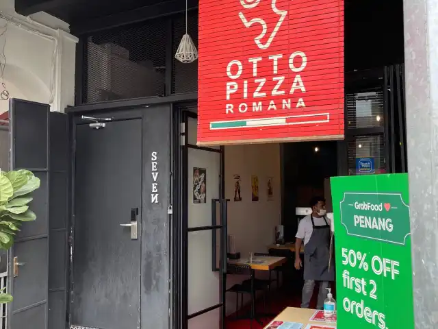 Otto Pizza Romana Food Photo 3