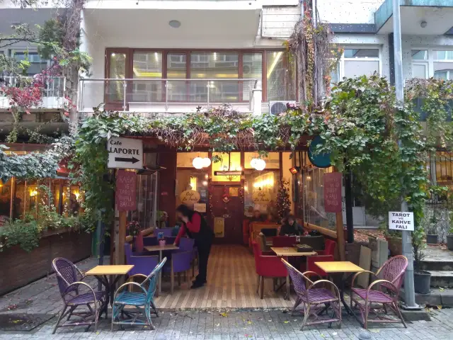 La Porte Cafe'nin yemek ve ambiyans fotoğrafları 2