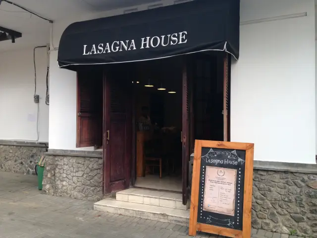 Gambar Makanan Lasagna House 1