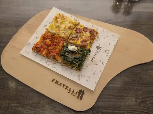 Fratelli di Pizza'nin yemek ve ambiyans fotoğrafları 16