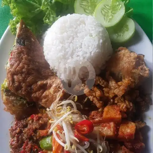 Gambar Makanan Ayam Penyet Sambel Ijo Mba Eny, Bendungan Hilir 17