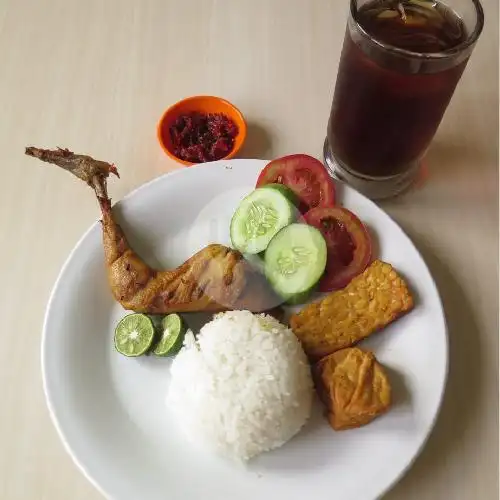 Gambar Makanan Soto Pak 'J, Kuta 17