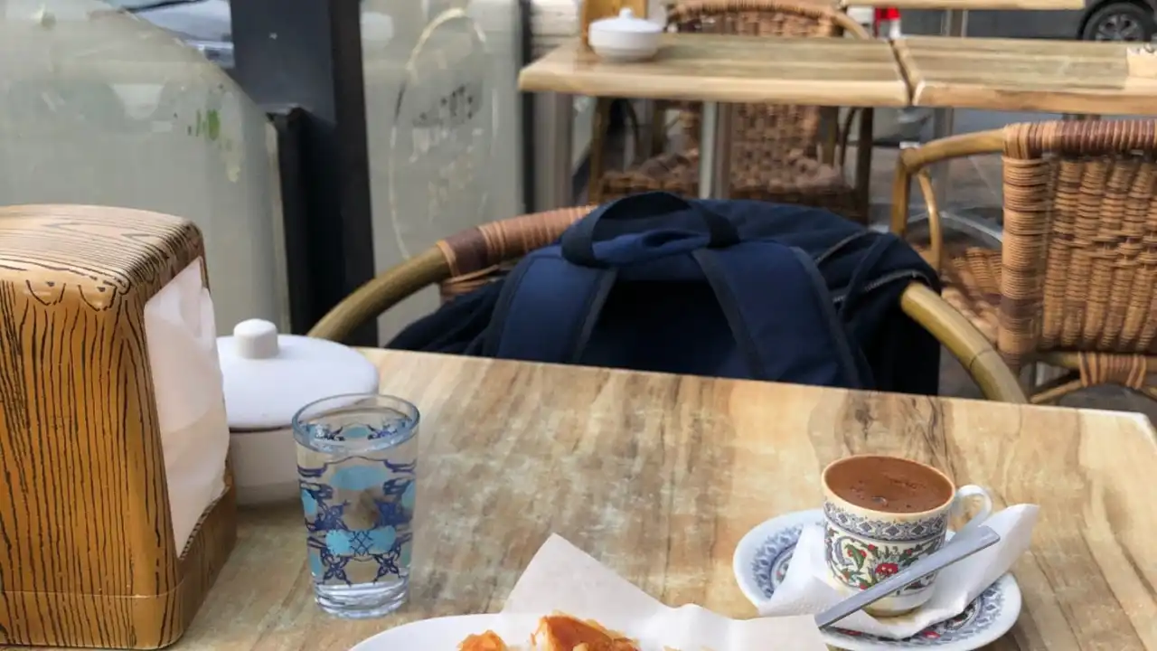 Metropol Börek Cafe